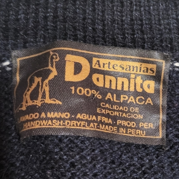 Artesanias Dannita 100% Alpaca Navy Blue Cream Sweater Crew Neck Peru Size L/XL - Picture 5 of 5